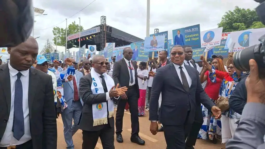  Bertoua: Dion Ngute Boosts the Campaign for Paul Biya
